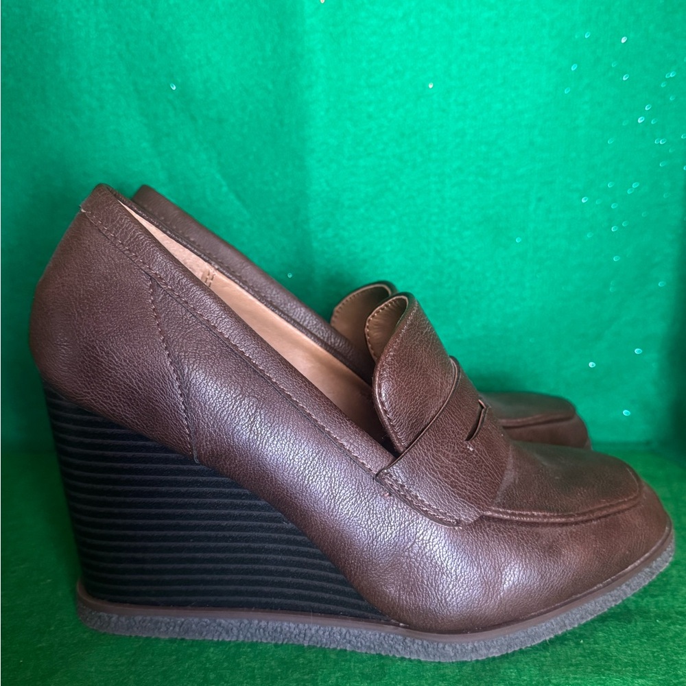 Sun + Stone Brown Leather Wedge Loafers